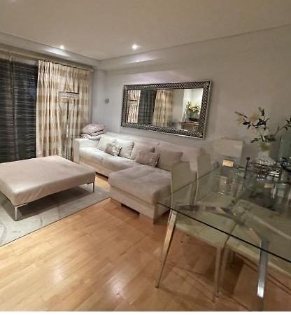 Central London 1 Bed Apartment Екстер'єр фото