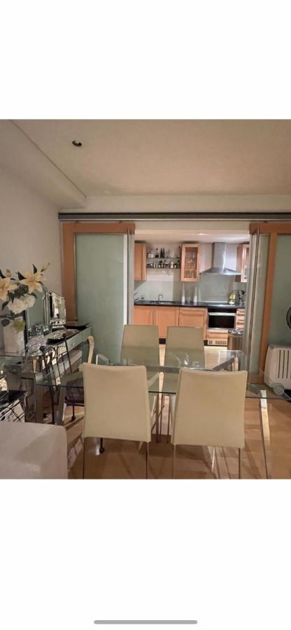 Central London 1 Bed Apartment Екстер'єр фото